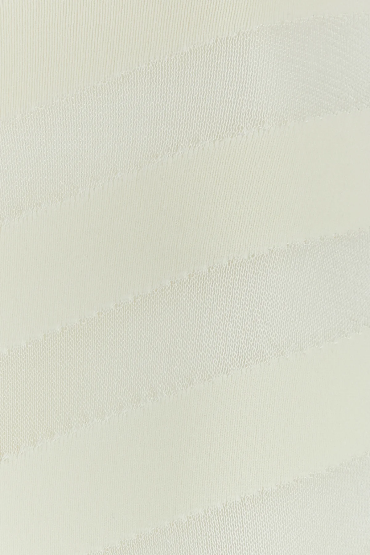 2000012585975_5