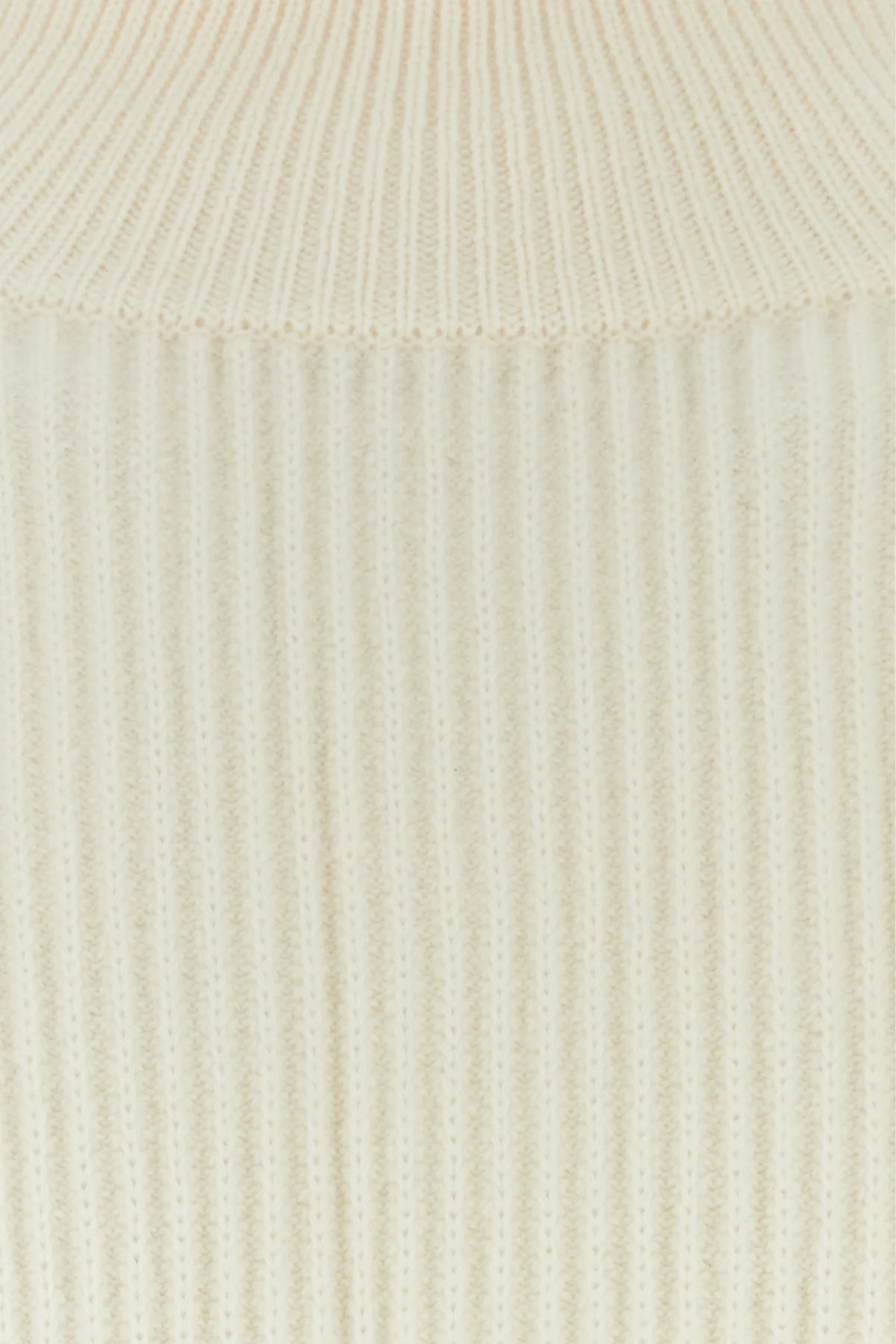 2000012884009_5