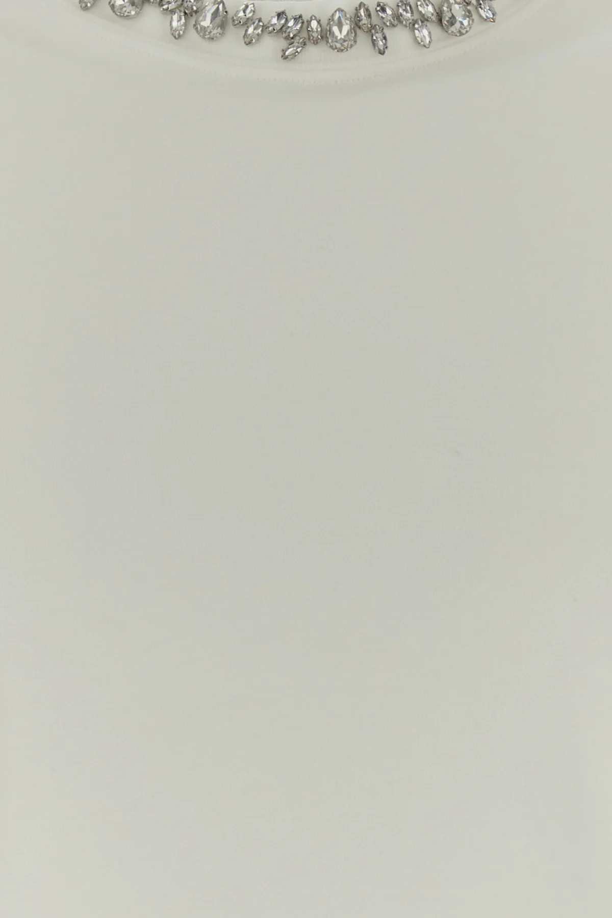 2000013679079_5