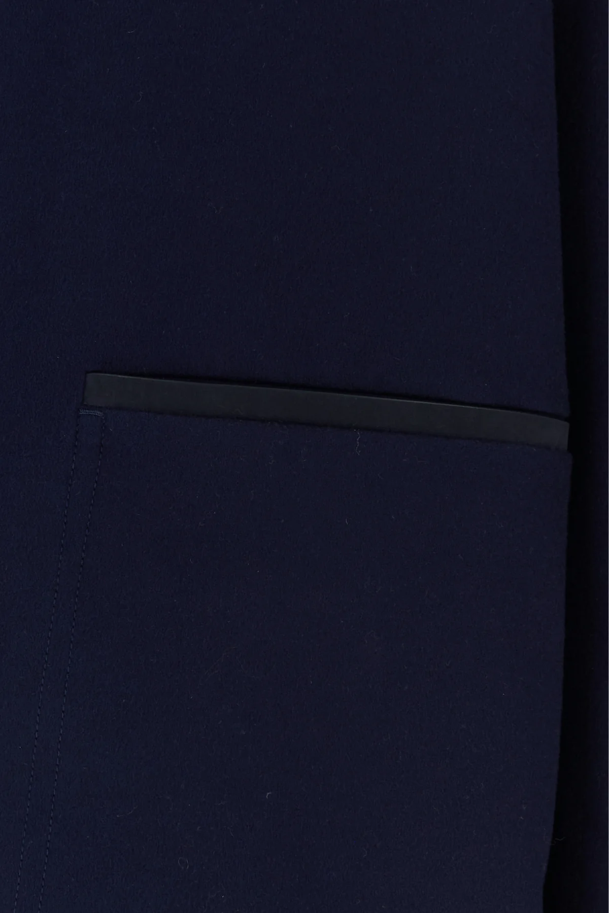2000014775848_5