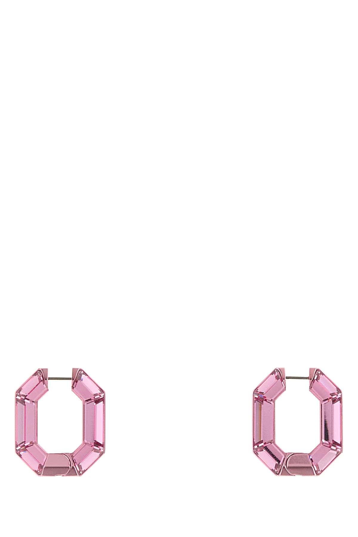 2000015945752_1