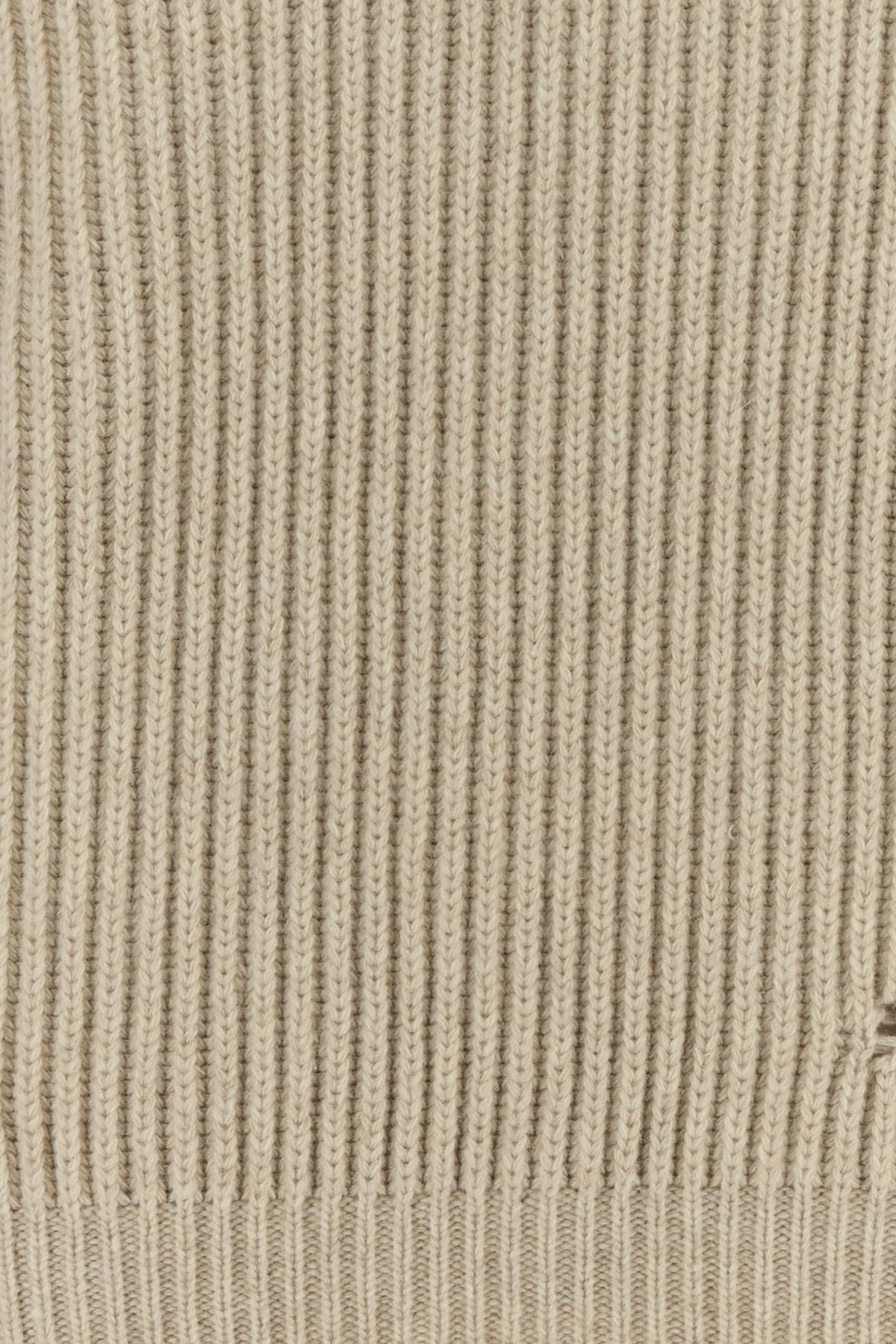 2000016868296_5