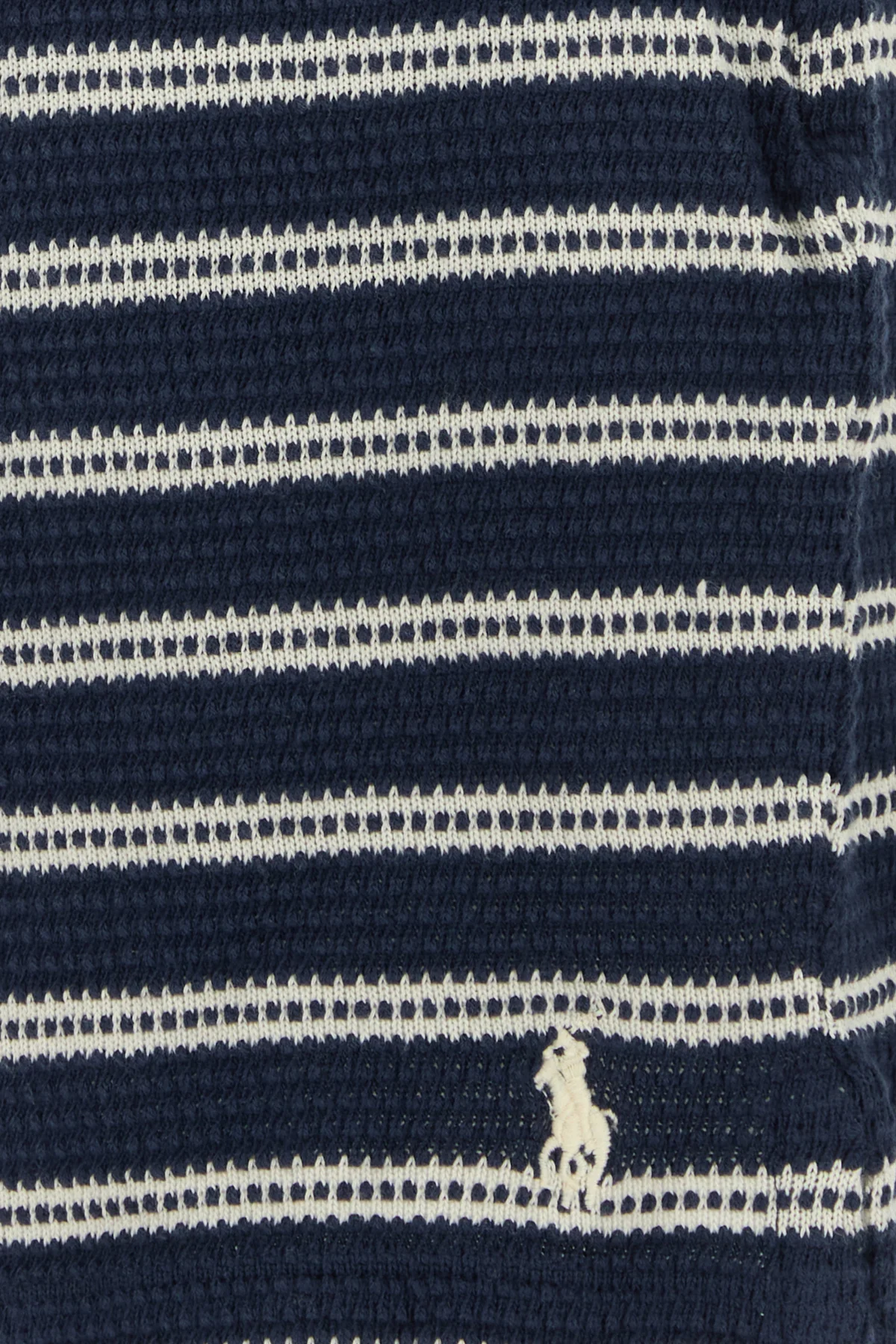 2000017984797_5