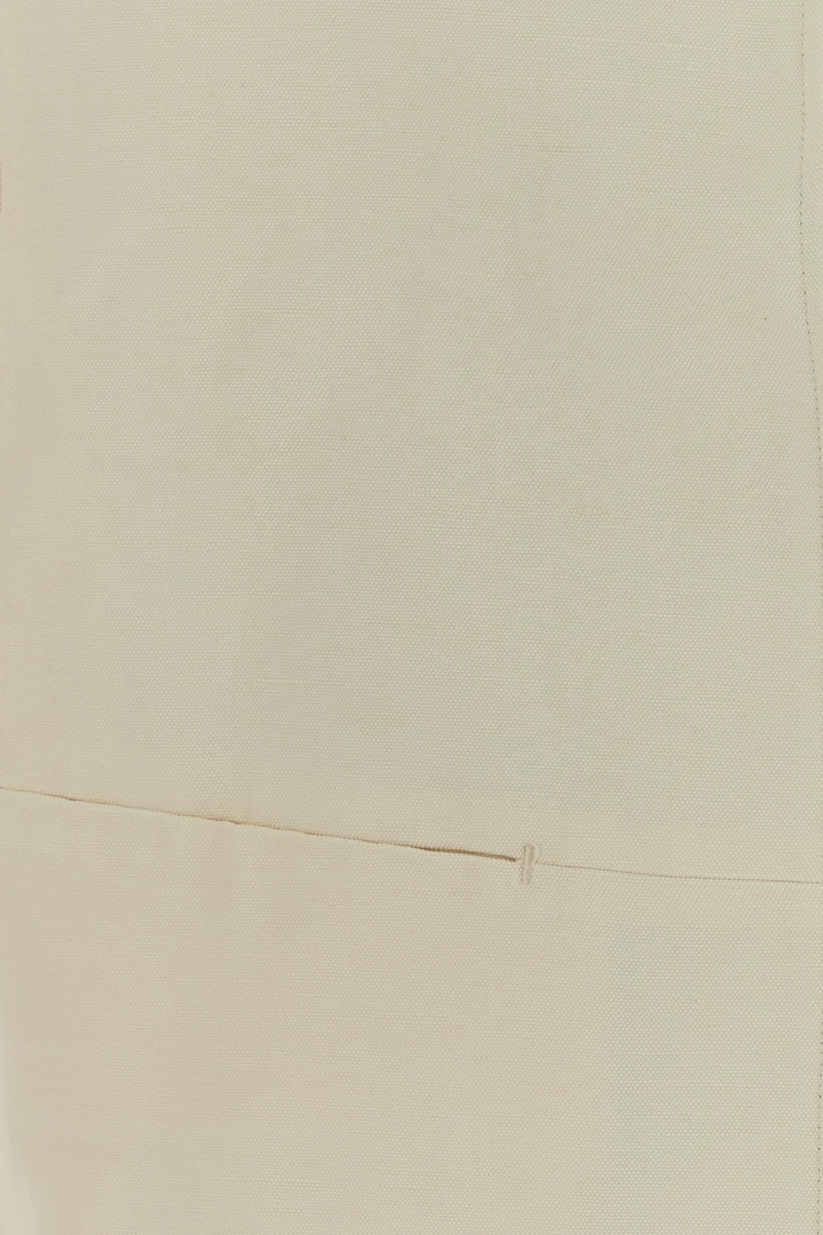2000018127674_5