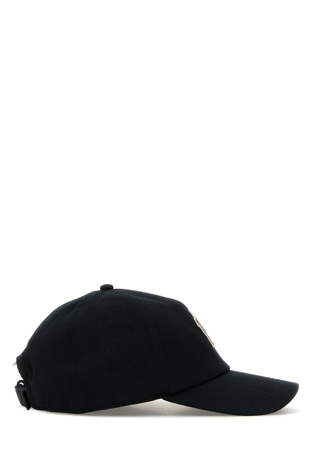 2000018231623_2