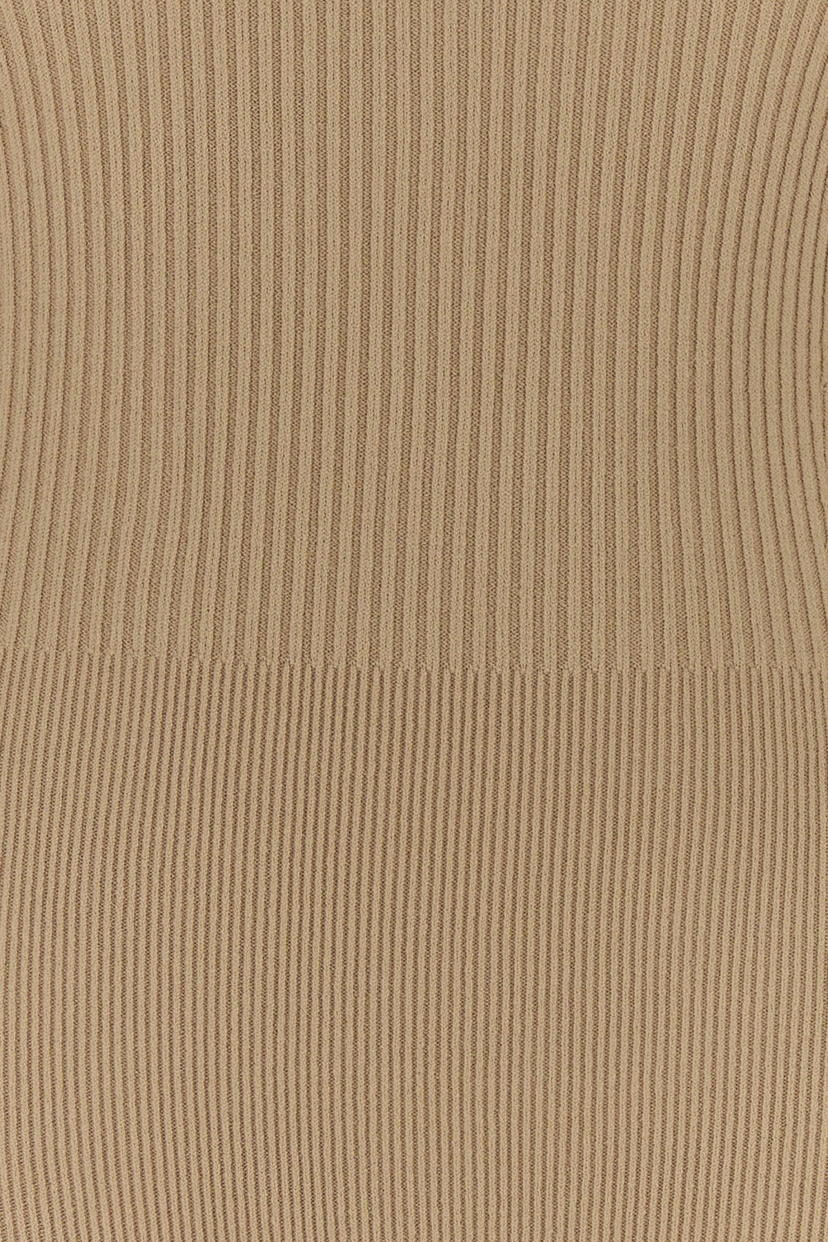 2000018372463_5