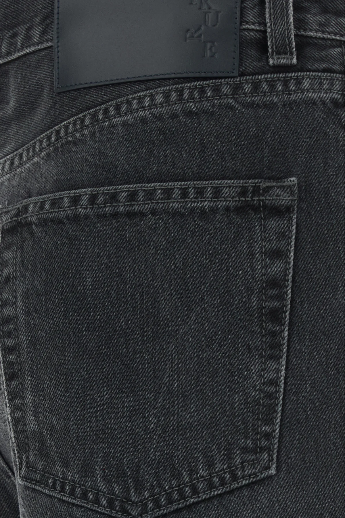 2000018544242_5