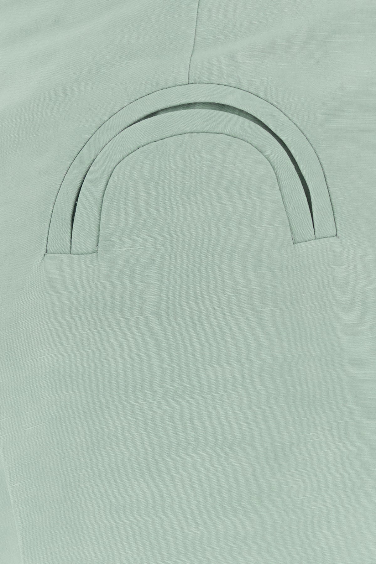 2000018561812_5