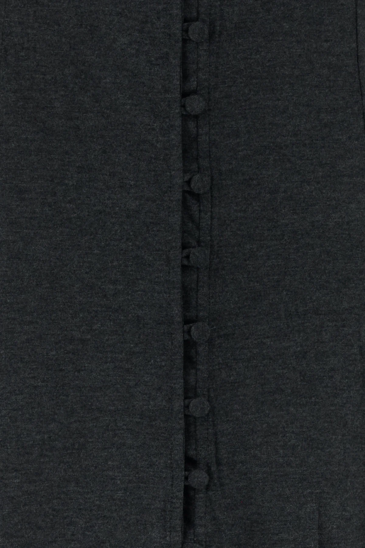 2000018657799_5