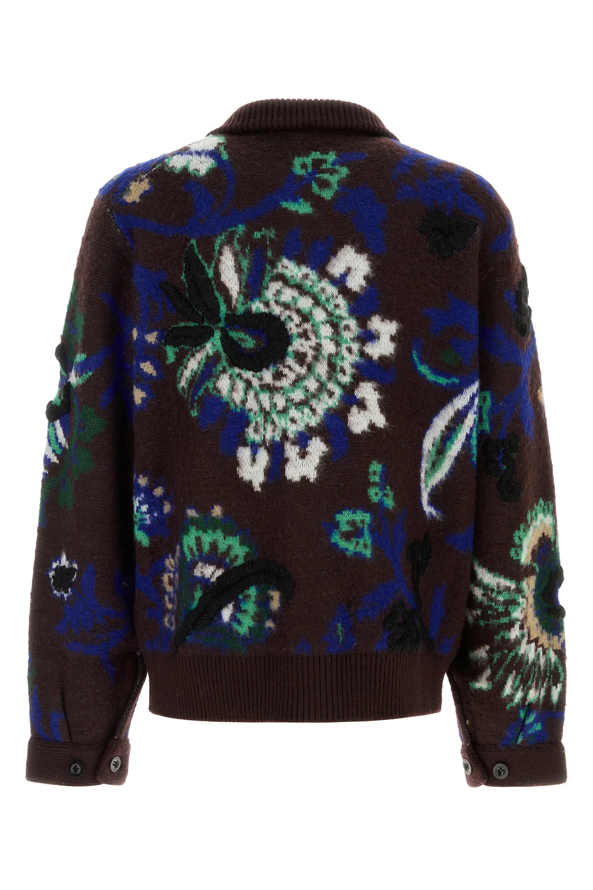 2000018687680_2
