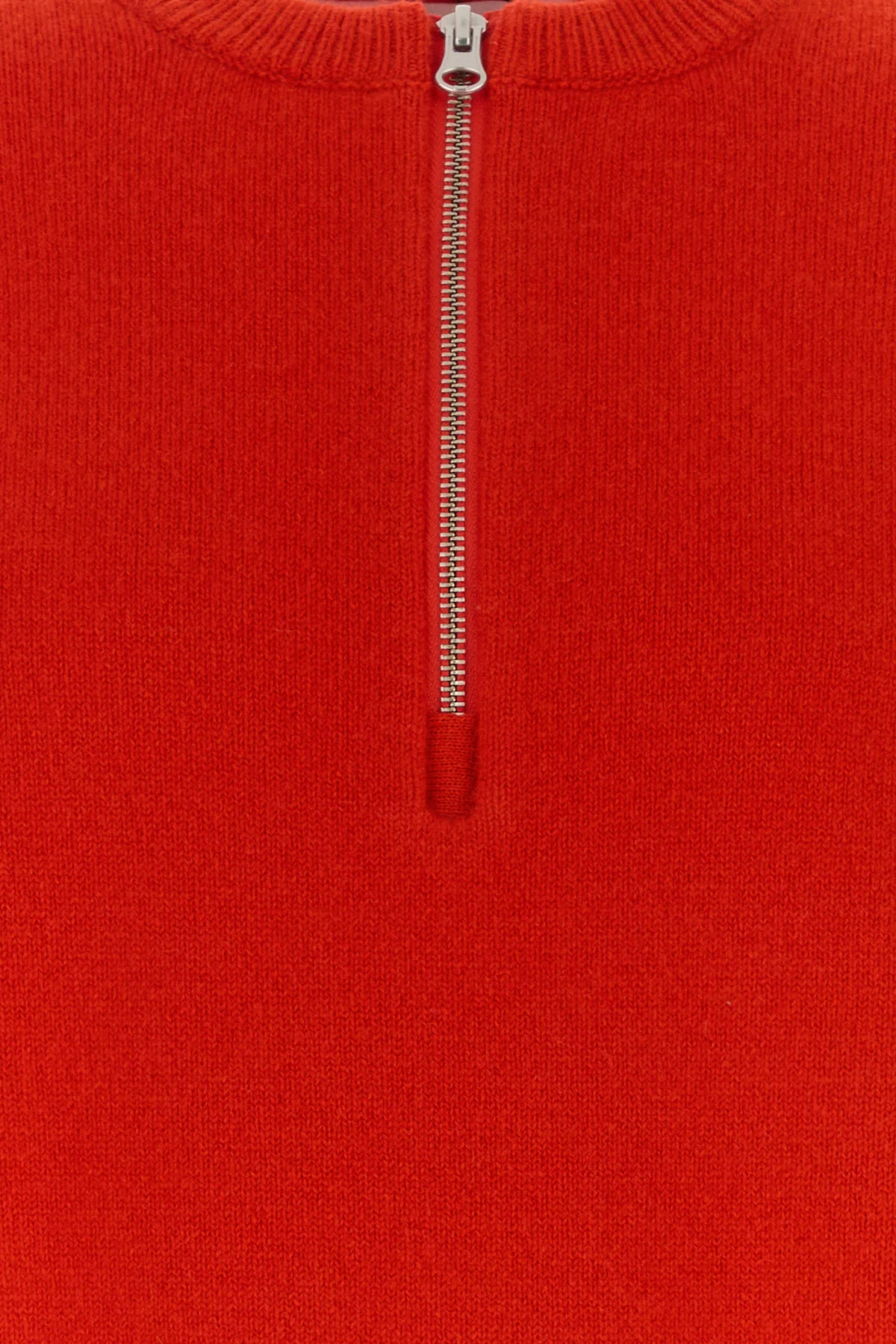 2000018734827_5