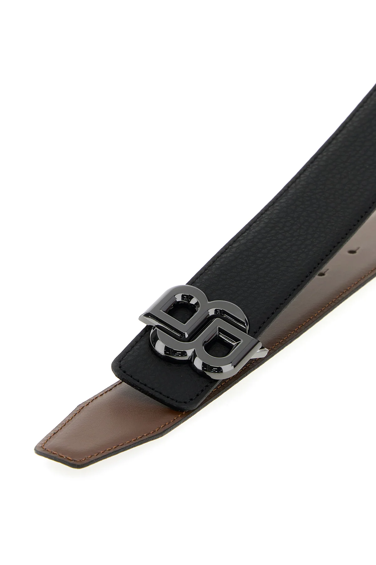 2000018980835_4