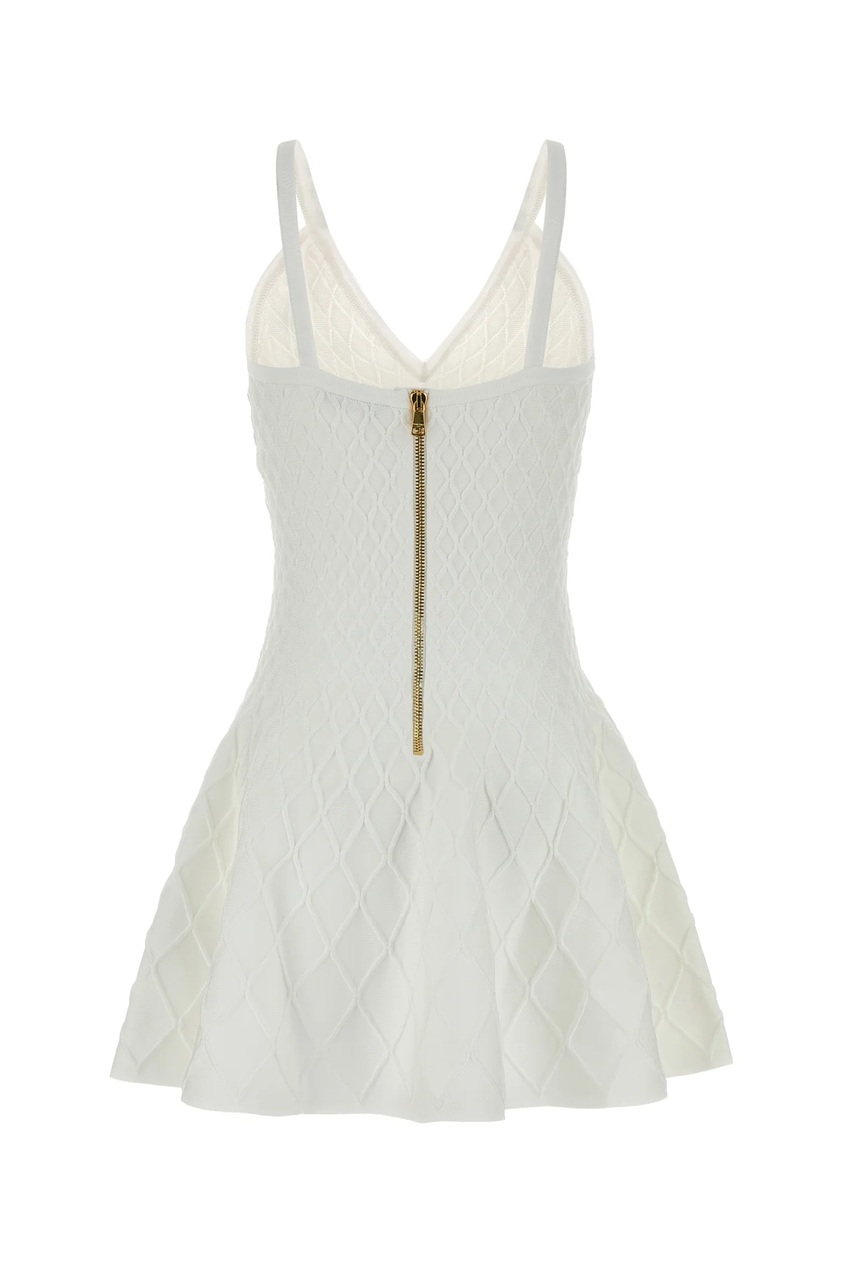 2000019303572_2