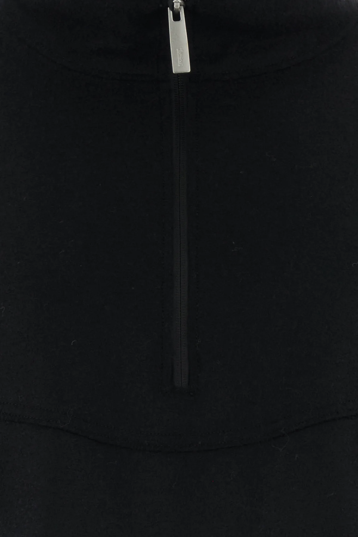 2000019343103_5