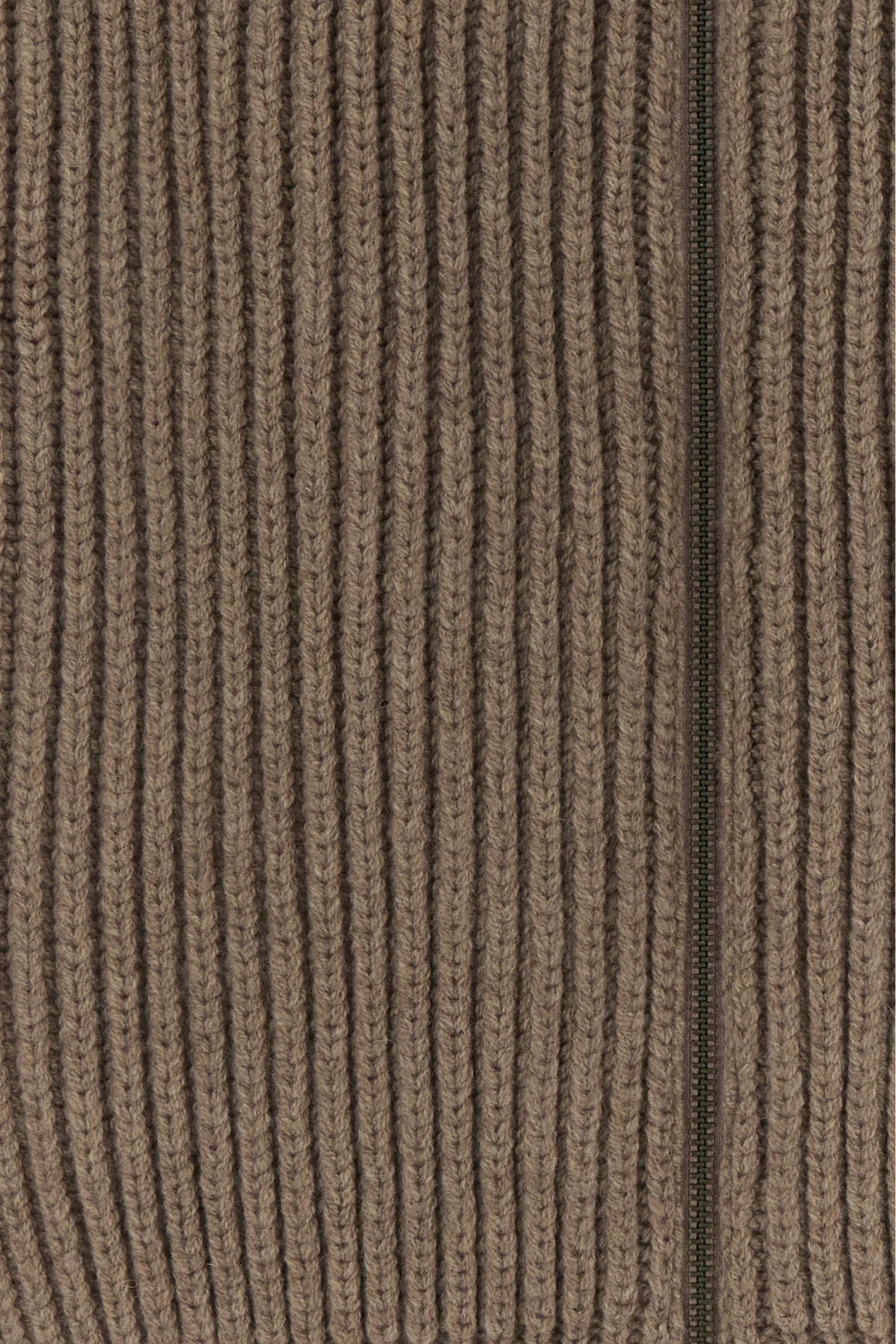 2000020381781_5
